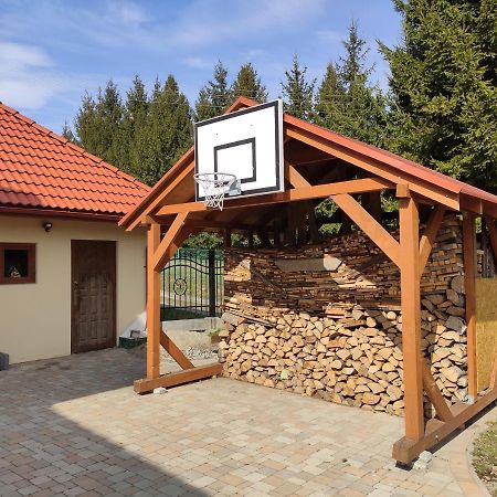 Apartament W Sercu Ustrzyk Apartment Ustrzyki Dolne Luaran gambar